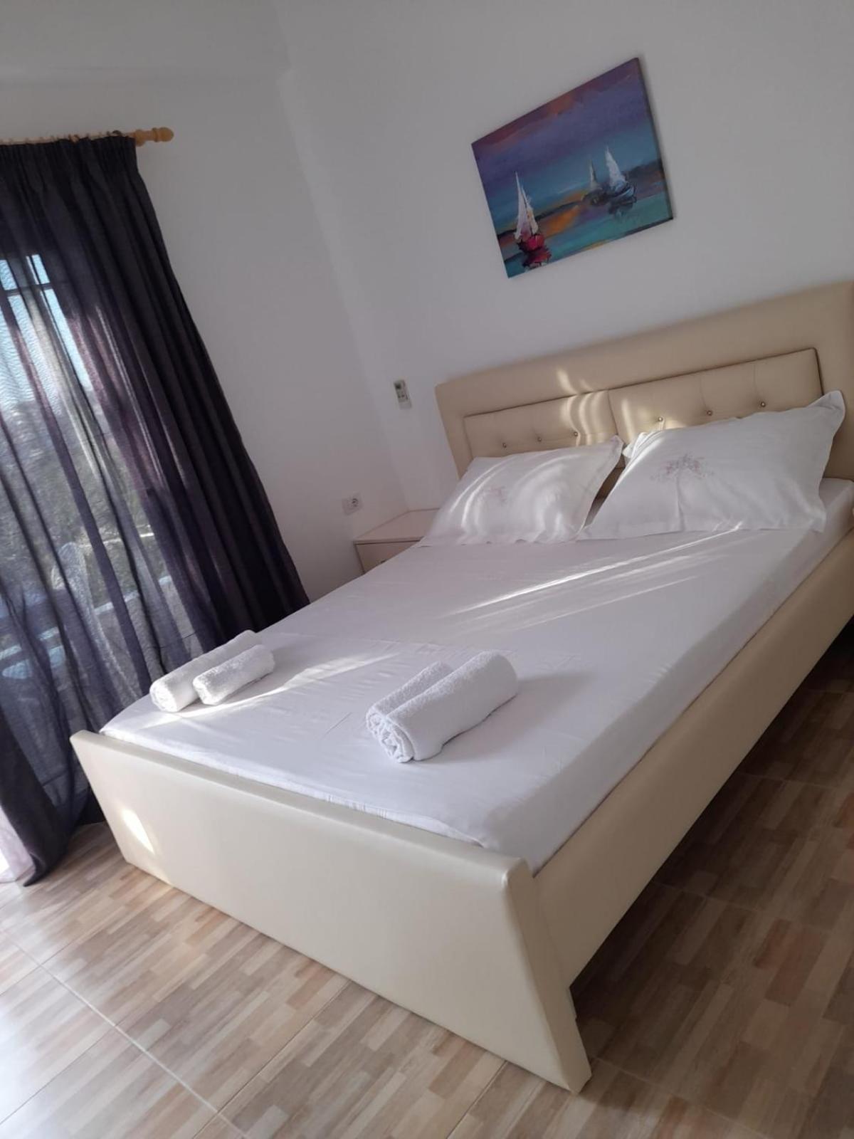 Guesthouse Noan&Yliona Ксамил Экстерьер фото