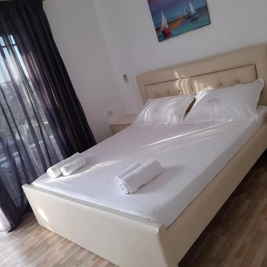 Guesthouse Noan&Yliona Ксамил Экстерьер фото